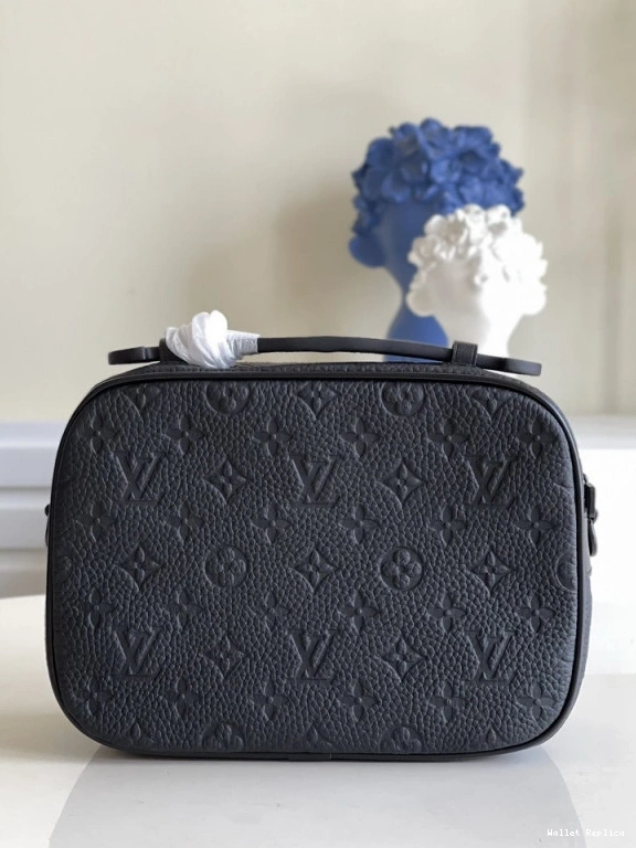 Affordable VUITTON LOCK MESSENGER S LOUIS 0804